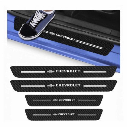 Kit 4 Peças Adesivo Soleira de Porta Carro Proteção Fibra de Carbono Anti Arranhões Chevrolet Kit 4 Peças Adesivo Soleira de Porta Carro Proteção Fibra de Carbono Anti Arranhões Chevrolet